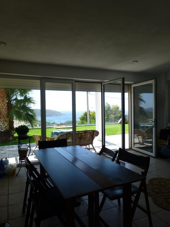 アナヴィソスSeaview Near Athens & Sounioアパートメント エクステリア 写真